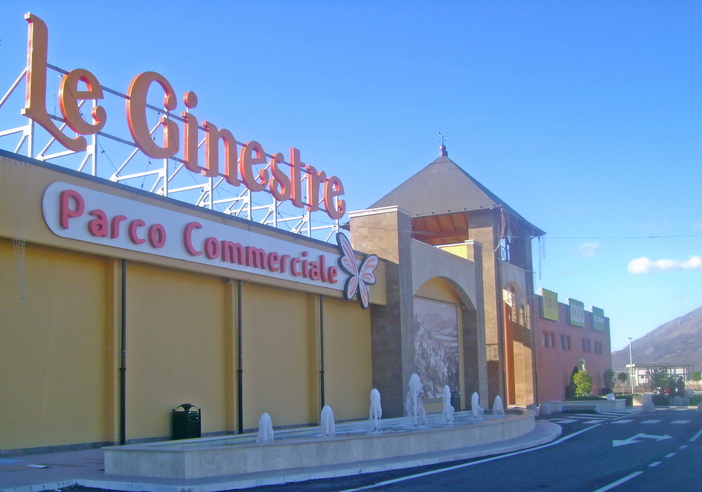 Parco Commerciale Le Ginestre